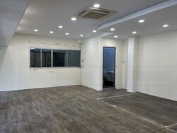 South Bridge Road (D1), Retail #485368671